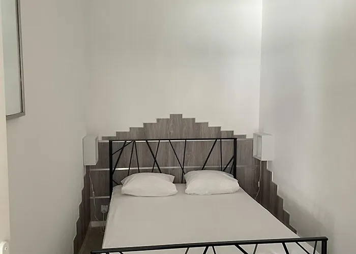 4 Pers Avec Acces Prive Au - Fr-1-822-19 Esparron-de-Verdon