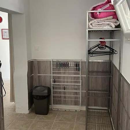 4 Pers Avec Acces Prive Au - Fr-1-822-19 Esparron-de-Verdon