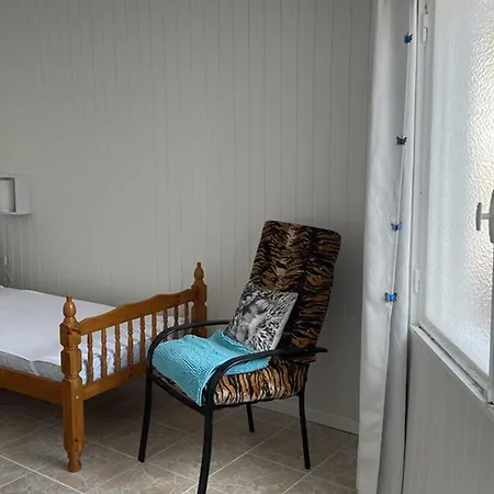 4 Pers Avec Acces Prive Au - Fr-1-822-19 Apartment