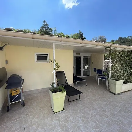 4 Pers Avec Acces Prive Au - Fr-1-822-19 Apartment *